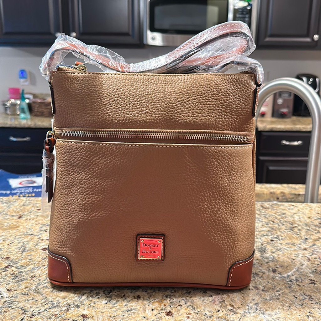 Dooney & Bourke, Pebble Grain Crossbody, Color: Desert